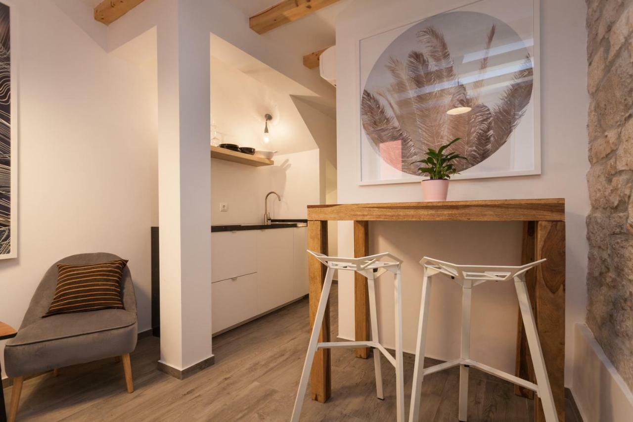 Apartments Stube 4 ロヴィニ エクステリア 写真